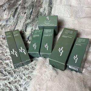 Green Skincare Set with Retinol and Vitamin C